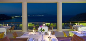 Lindos-Blu-Rhodes-dining